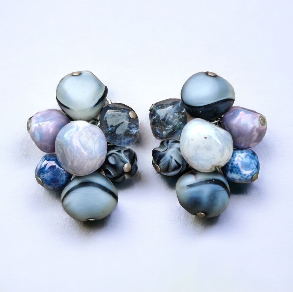Vintage Hattie Carnegie art glass flower earrings